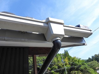 『さまざまな雨樋』