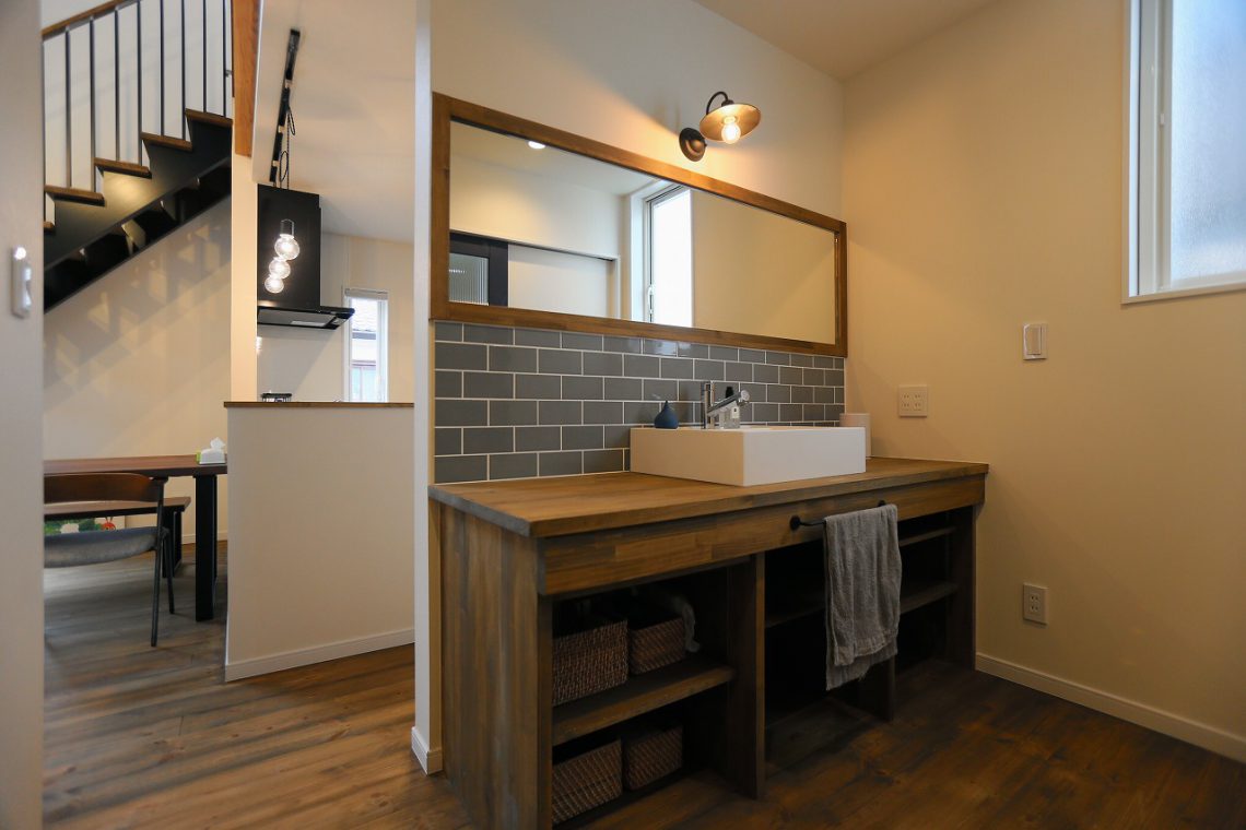 アンティークながらも洗練された洗面台