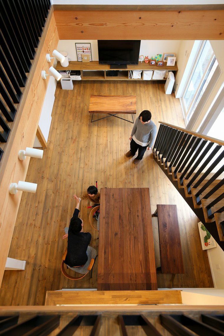 開放感たっぷりの吹き抜け