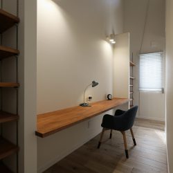 リビング横のワークスペース