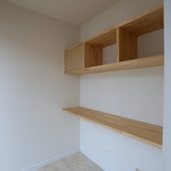 ワンちゃん用品を収納できる