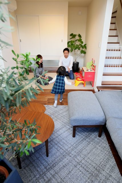 シックで落ち着いた、プライベートガーデンのあるお家