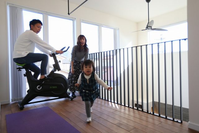 シックで落ち着いた、プライベートガーデンのあるお家