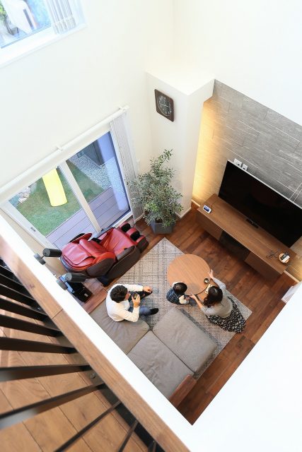 シックで落ち着いた、プライベートガーデンのあるお家